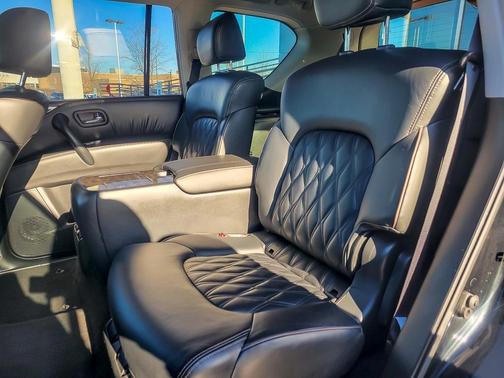 2022 Nissan Armada Platinum