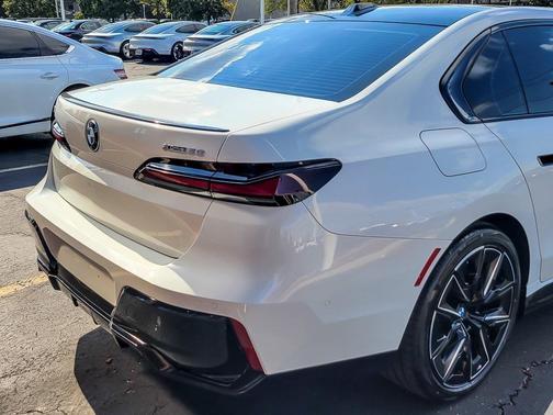 2023 BMW i7 xDrive60