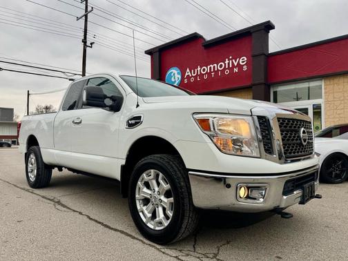 2017 Nissan Titan XD SV