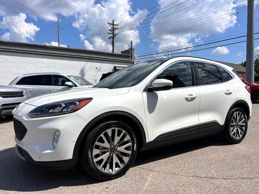 2020 Ford Escape Titanium Hybrid