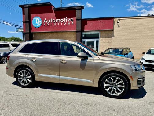 Cobra Beige Metallic 2018 Audi Q7 3.0T Premium Plus