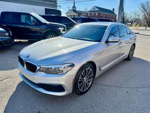 2019 BMW 530e xDrive iPerformance
