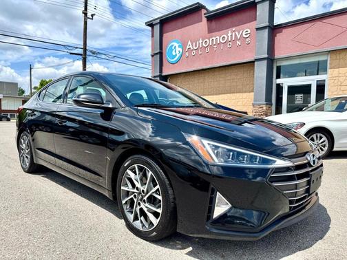 2019 Hyundai ELANTRA Limited