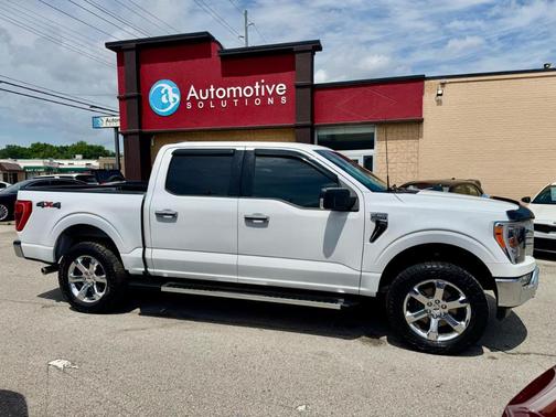 White 2022 Ford F-150 XLT