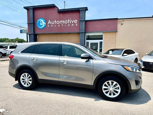 2017 Kia Sorento L