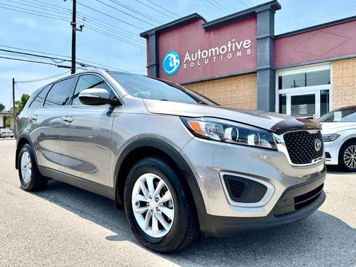 2017 Kia Sorento L