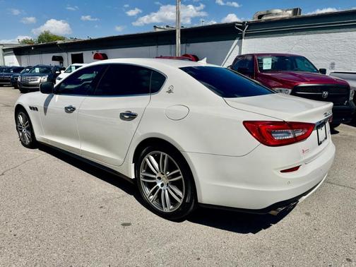 White 2016 Maserati Quattroporte S
