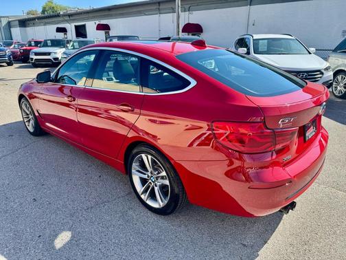 2017 BMW 330 Gran Turismo i xDrive