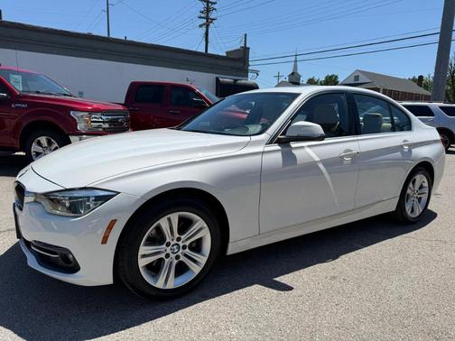 White 2018 BMW 330 i xDrive