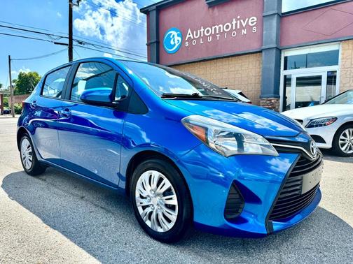 2015 Toyota Yaris LE