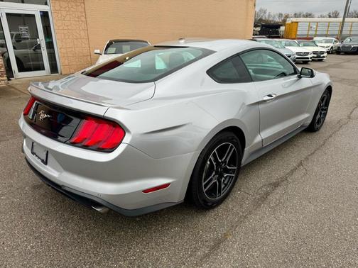 2018 Ford Mustang EcoBoost