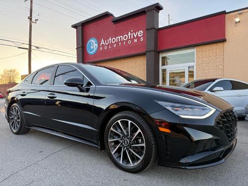 2022 Hyundai SONATA Limited