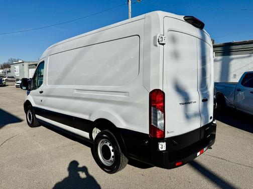2020 Ford Transit-250 MED. ROOF W/SLIDING PASS. 148-IN. WB