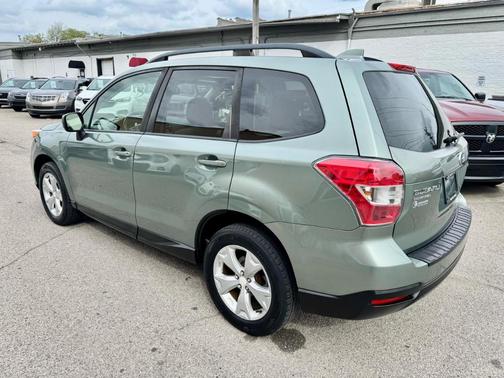 Jasmine Green Metallic 2016 Subaru Forester 2.5i Premium