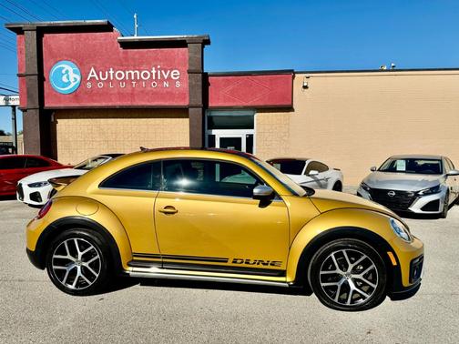 2016 Volkswagen Beetle 1.8T Dune