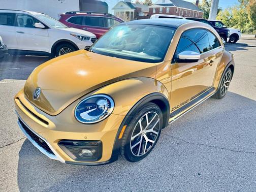 2016 Volkswagen Beetle 1.8T Dune