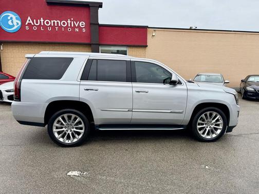 2019 Cadillac Escalade Luxury