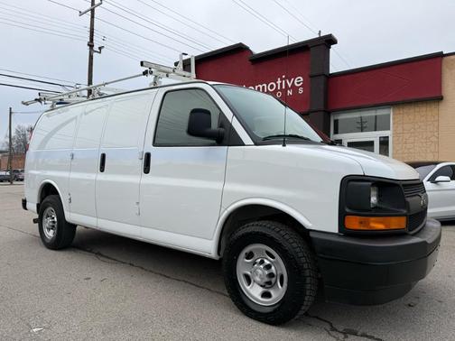 2017 Chevrolet Express 3500 Work Van