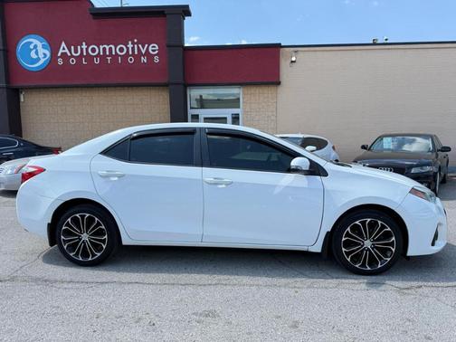 White 2016 Toyota Corolla S