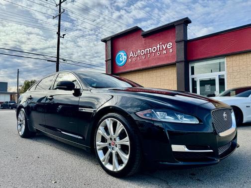 2017 Jaguar XJ XJL Portfolio