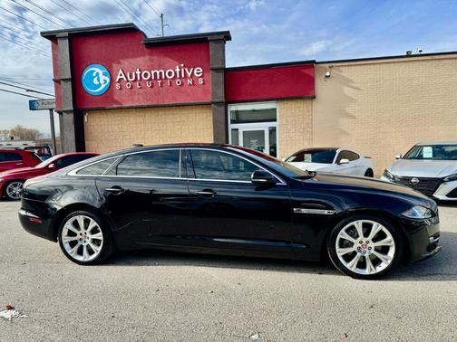 2017 Jaguar XJ XJL Portfolio