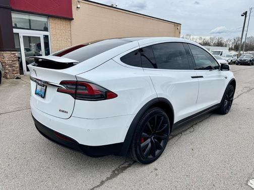 2016 Tesla Model X P90D