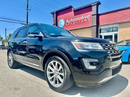 Black 2017 Ford Explorer Limited