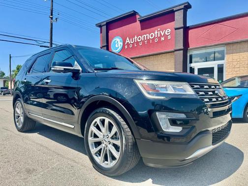 Black 2017 Ford Explorer Limited