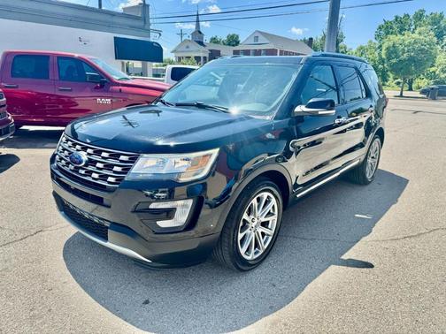 Black 2017 Ford Explorer Limited