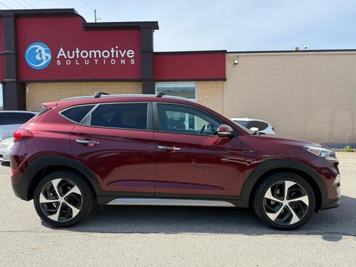 Ruby Wine 2017 Hyundai TUCSON Limited