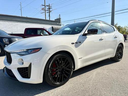 White 2019 Maserati Levante S GranSport