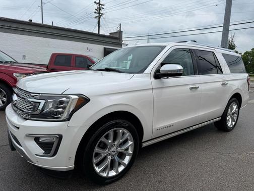 White 2018 Ford Expedition Max Platinum