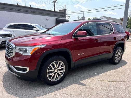 2017 GMC Acadia SLE-2