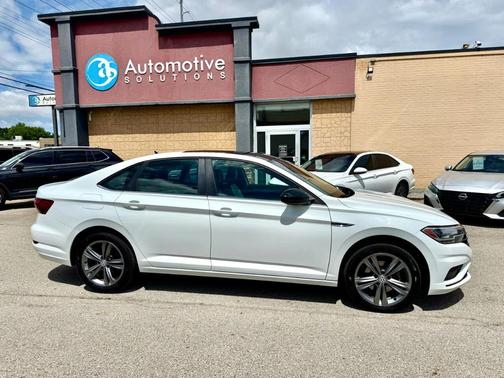2019 Volkswagen Jetta 1.4T R-Line