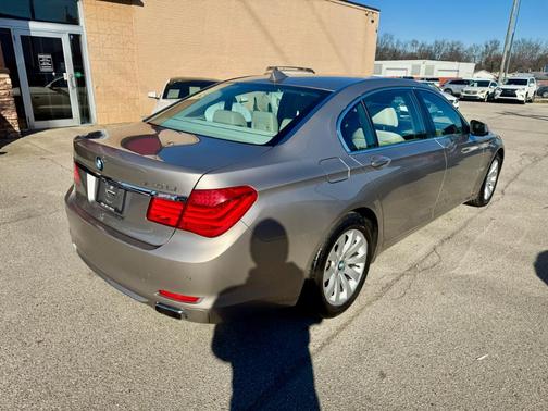 2009 BMW 750 Li