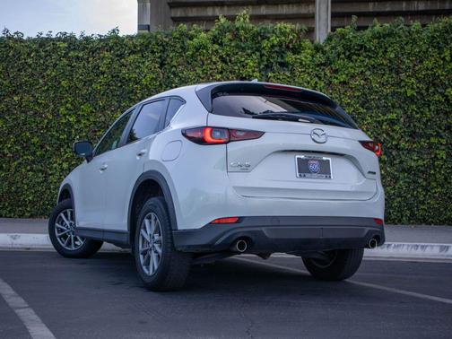 2023 Mazda CX-5 2.5 S Preferred Package