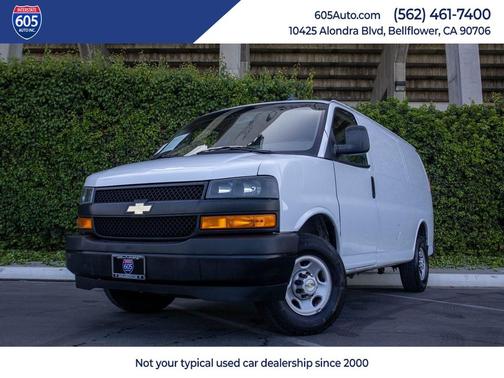 Summit White 2022 Chevrolet Express 2500 LT