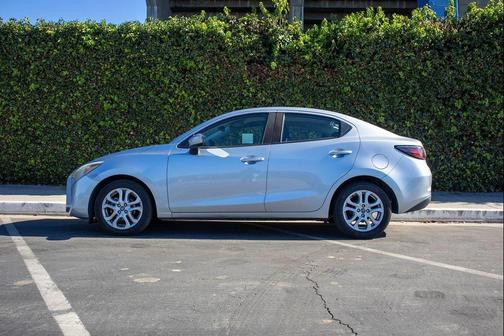 2017 Toyota Yaris iA Base