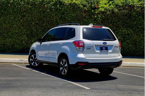 2017 Subaru Forester 2.5i