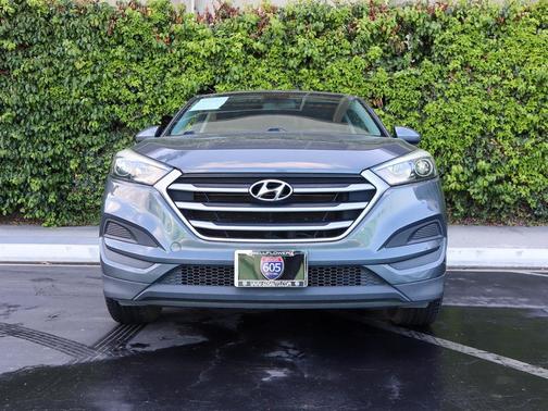 Coliseum Gray 2017 Hyundai TUCSON SE