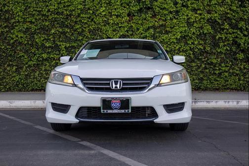 2017 Honda Accord EX-L w/Navigation & Honda Sensing