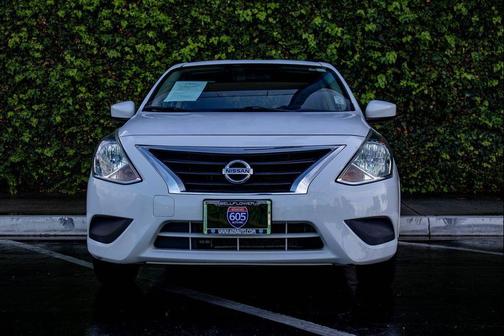 2016 Nissan Versa 1.6 SV