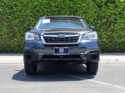Dark Gray Metallic 2018 Subaru Forester 2.5i