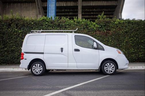 2020 Nissan NV200 SV