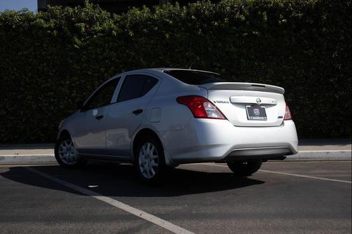 2015 Nissan Versa 1.6 S+