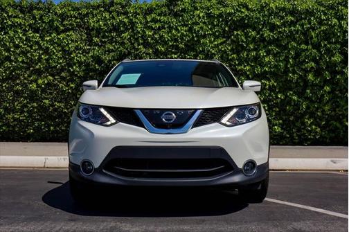 2017 Nissan Rogue Sport SL