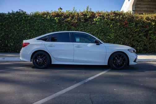 Platinum White Pearl 2024 Honda Civic Sport