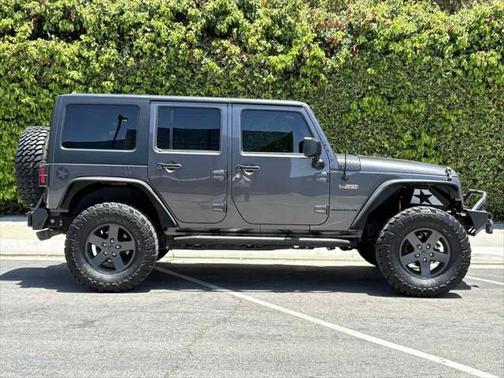 2016 Jeep Wrangler Unlimited Freedom
