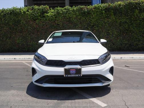 Clear White 2023 Kia Forte LX