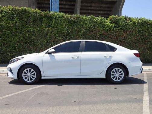 Clear White 2023 Kia Forte LX